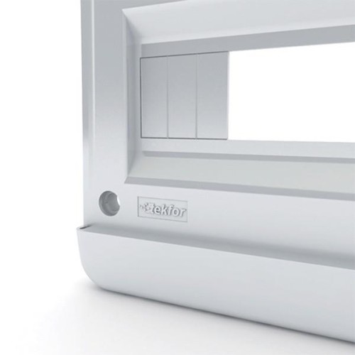 18 модулей  Щит встраиваемый  (прозрачная черная дверца IP41 Tekfor CVK 40-18-1