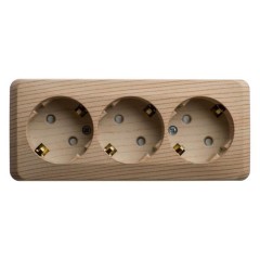 PA16-012D - ЭТЮД О/У тройная РОЗЕТКА с заземлением со шторками 16А 250В, СОСНА, Россия, Systeme Electric