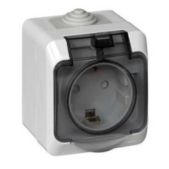 PA16-044C - ЭТЮД IP44 О/У РОЗЕТКА с заземлением со шторками 16А 250В, СЕРЫЙ, Россия, Systeme Electric